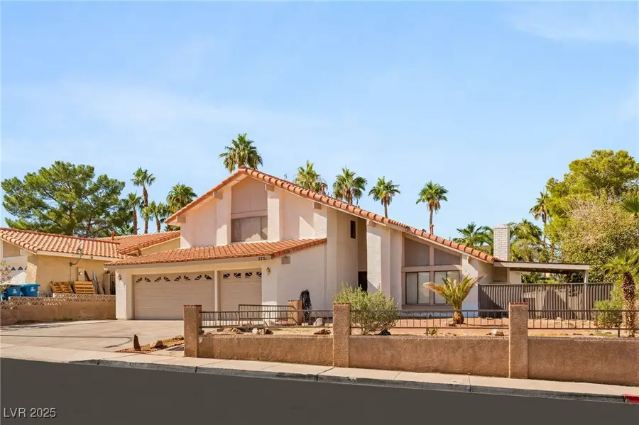 325 Esquina Drive, Henderson, NV 89014 - Image #2