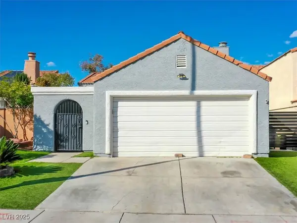 8220 Abercrombe Way, Las Vegas, NV 89145