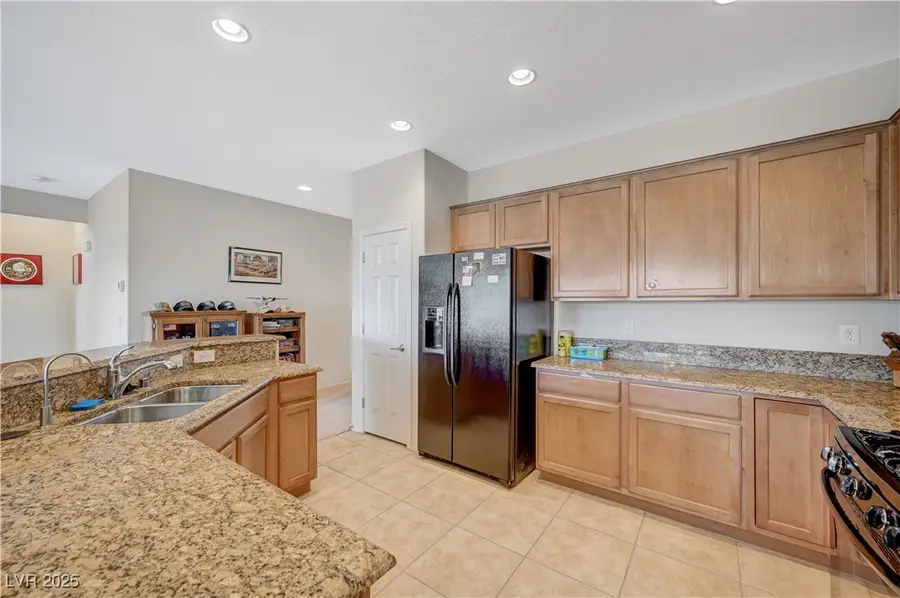 2413 Great Auk Avenue, North Las Vegas, NV 89084 - Image #3