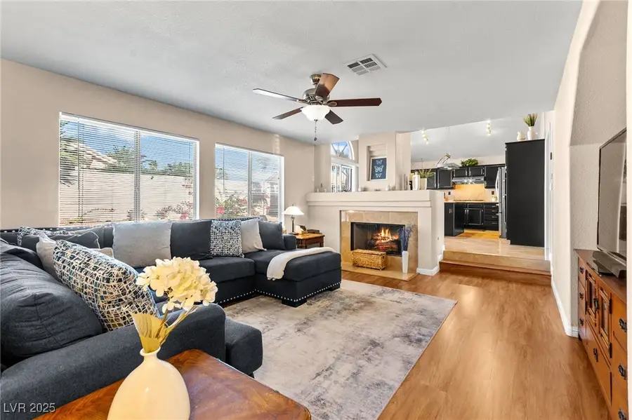 614 Ravenglen Drive, Las Vegas, NV 89123 - Image #2