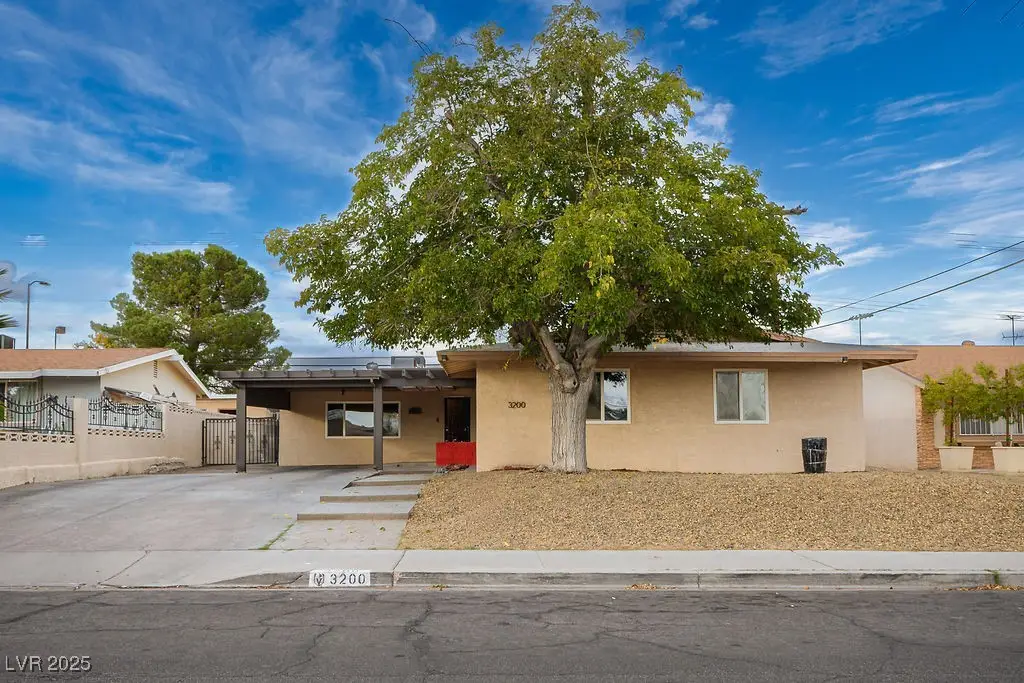 3200 Avalon Avenue, Las Vegas, NV 89107 - Image #1