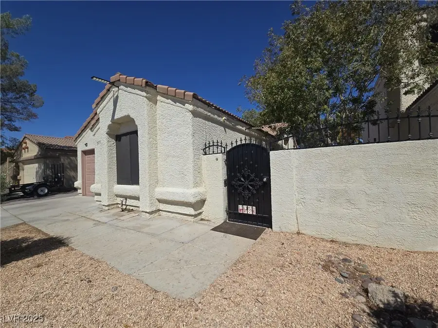 5772 Cinnabar Avenue, Las Vegas, NV 89110 - Image #2