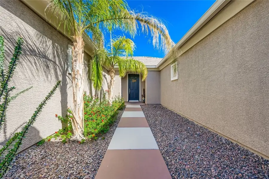 7160 Royal Melbourne Drive, Las Vegas, NV 89131 - Image #3