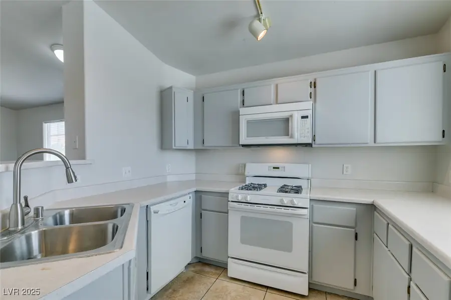 1881 W Alexander Road #2079, North Las Vegas, NV 89032 - Image #2