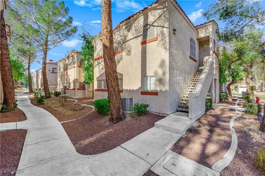 8409 Running Deer Avenue #104, Las Vegas, NV 89145 - Image #3