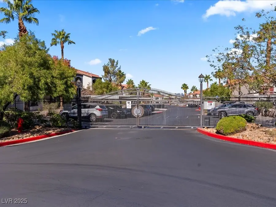 950 Seven Hills Drive #1426, Henderson, NV 89052 - Image #2
