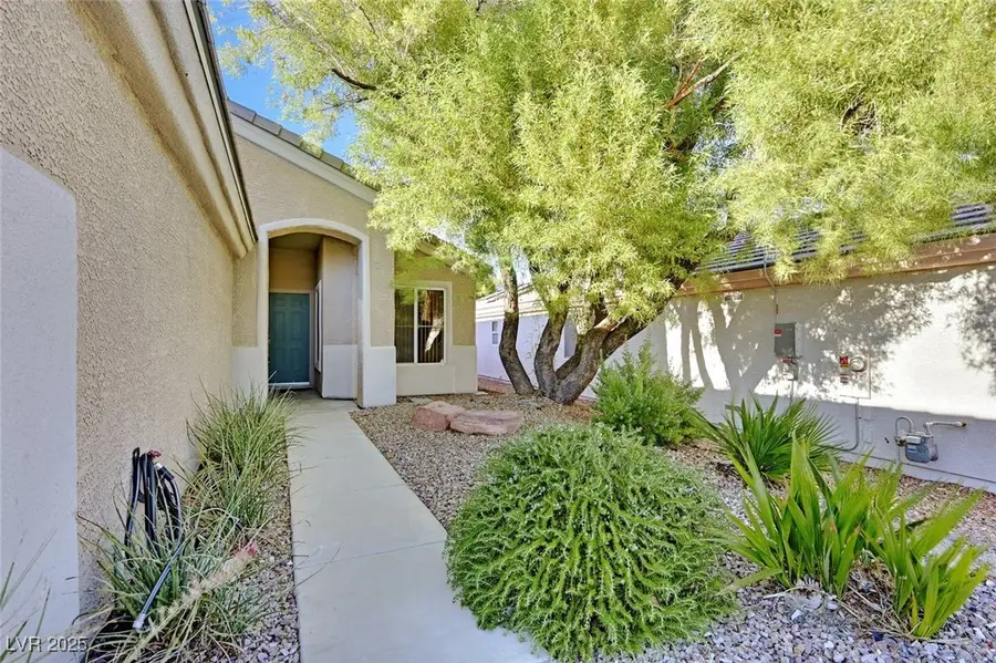 2106 Eagle Watch Drive, Henderson, NV 89012 - Image #2