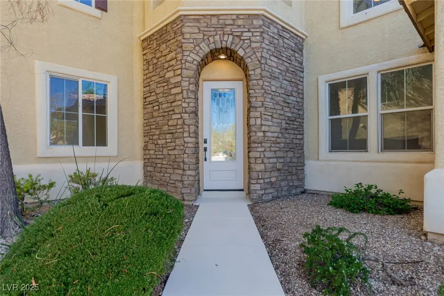 9357 Olympia Falls Avenue, Las Vegas, NV 89149 - Image #3