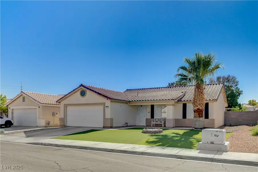 325 Mindoro Avenue, North Las Vegas, NV 89031 - Image #2