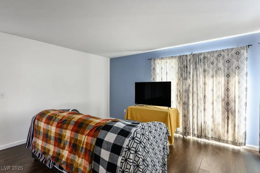 5310 Portavilla Court #102, Las Vegas, NV 89122 - Image #3
