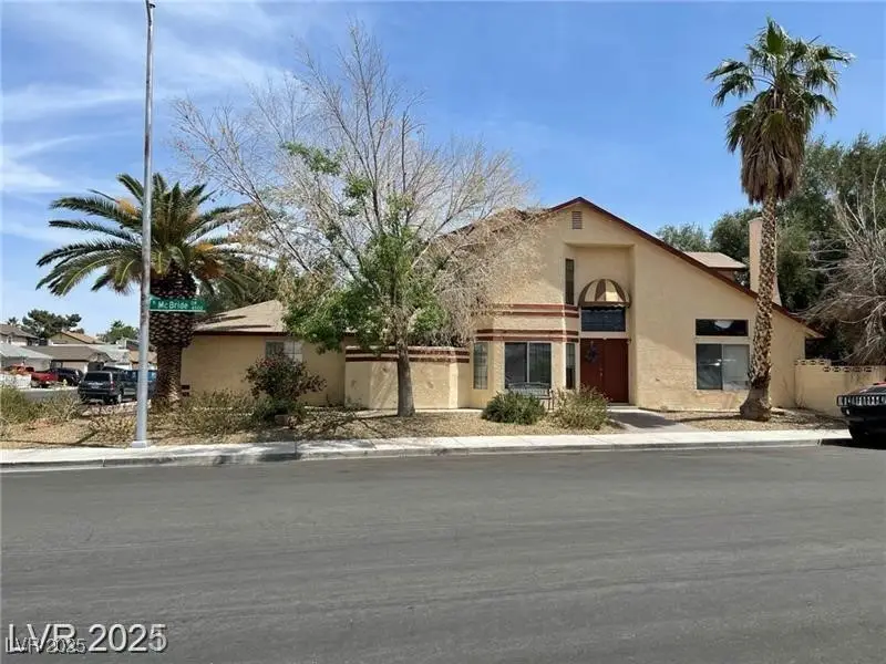 6633 Wheelbarrow Peak Drive, Las Vegas, NV 89108 - Image #2