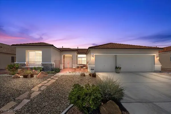 745 Diamond Bend Avenue, Las Vegas, NV 89123