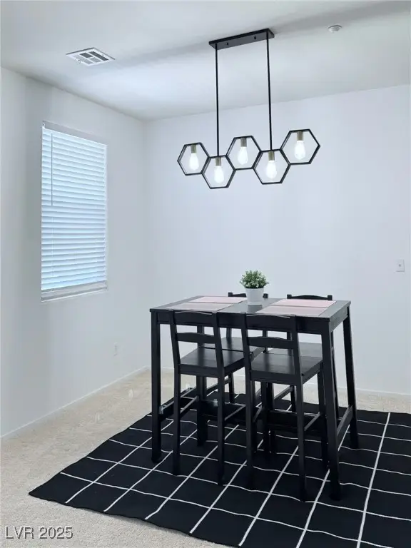 4437 Dover Straight Street #302, Las Vegas, NV 89115