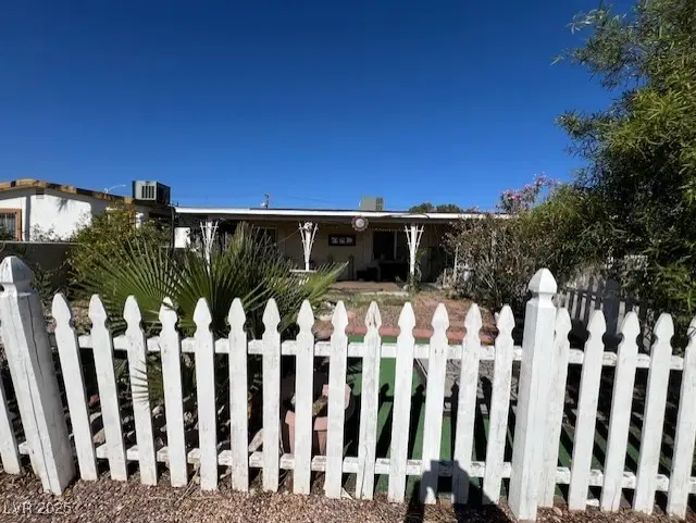 1905 Poplar Avenue, Las Vegas, NV 89101 - #1