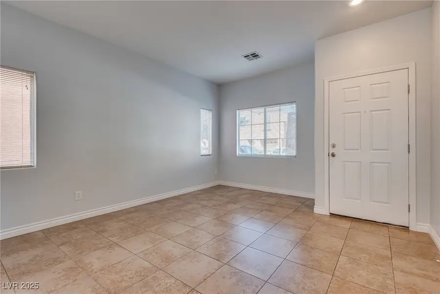 7463 Grizzly Giant Street, Las Vegas, NV 89139 - Image #3