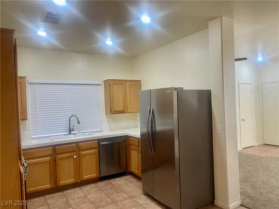 9909 Camino Loma Verde Avenue, Las Vegas, NV 89117 - Image #3