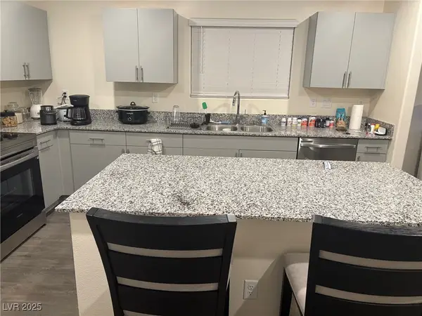 5609 Thunder Blue Avenue, Las Vegas, NV 89122