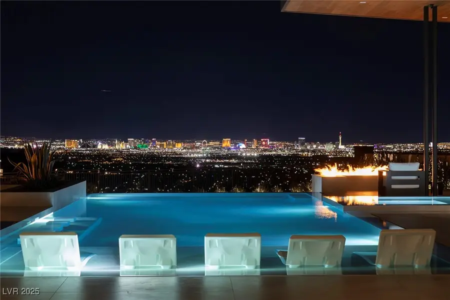 19 Boulderback Drive, Henderson, NV 89012 - Image #2