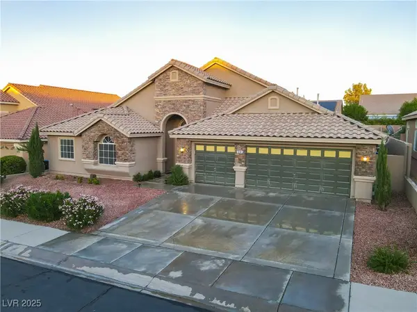 514 Enchanted Lakes Drive, Henderson, NV 89052