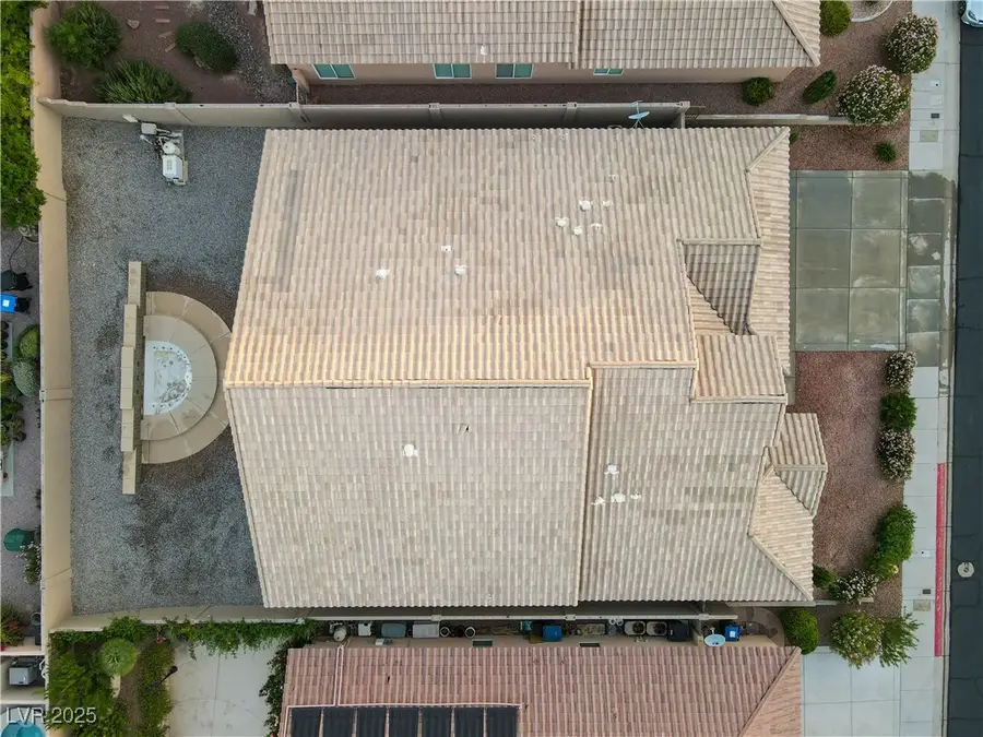 514 Enchanted Lakes Drive, Henderson, NV 89052 - Image #2