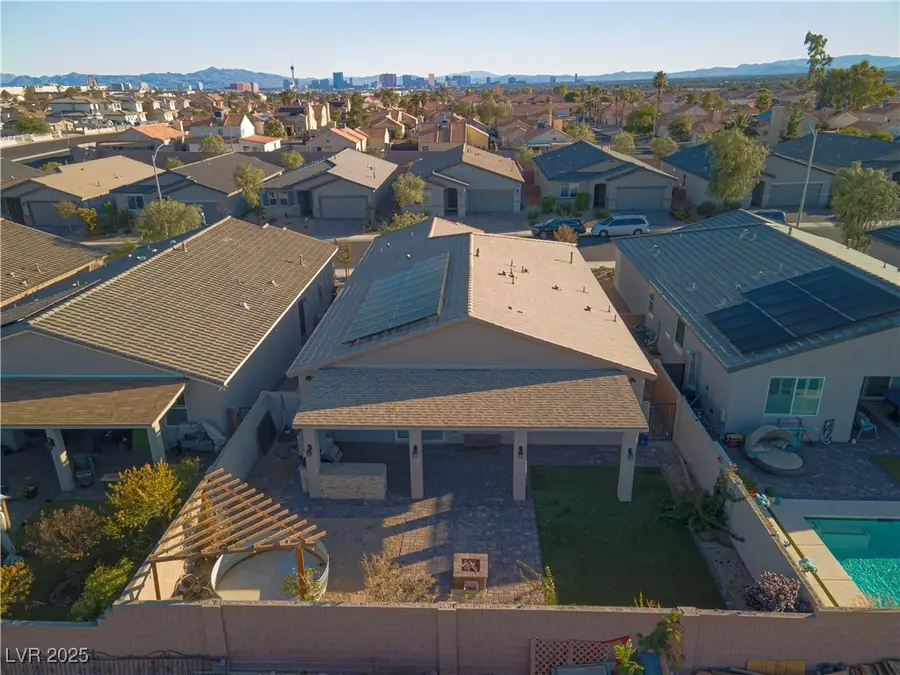 2922 Carothers Court, North Las Vegas, NV 89032 - Image #2