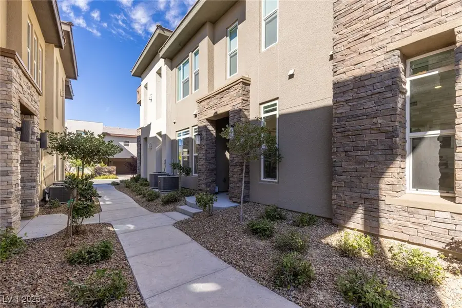 11280 Granite Ridge Drive #1075, Las Vegas, NV 89135 - Image #2
