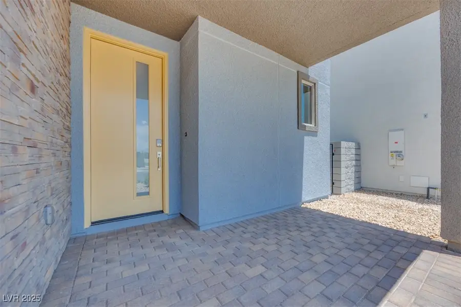 10432 Smokey Mariposa, Las Vegas, NV 89166 - Image #2