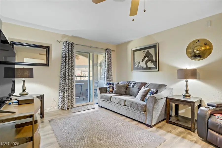 220 Mission Newport Lane #105, Las Vegas, NV 89107 - Image #3