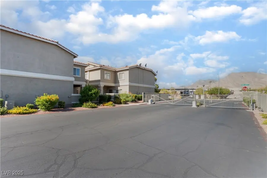 3215 Mystic Ridge Court, Las Vegas, NV 89129 - Image #2