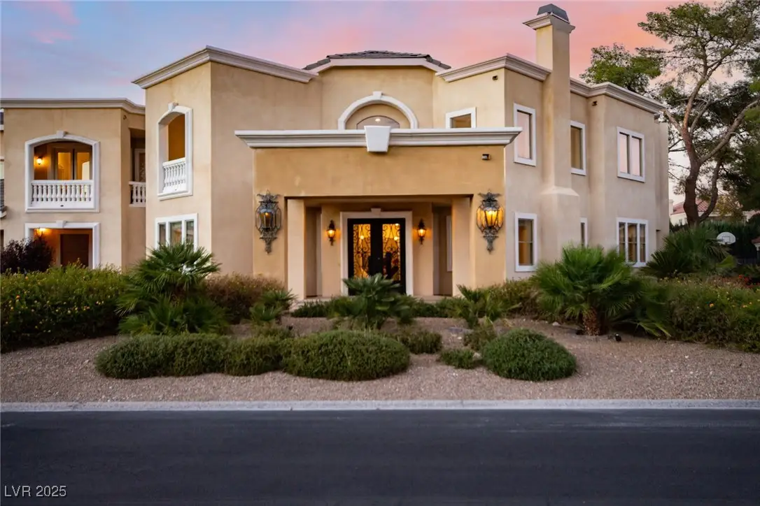 2520 Driftwood Drive, Las Vegas, NV 89107 - Image #1