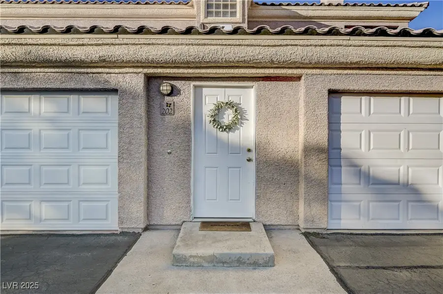 6800 Dorita Avenue #202, Las Vegas, NV 89108 - Image #3