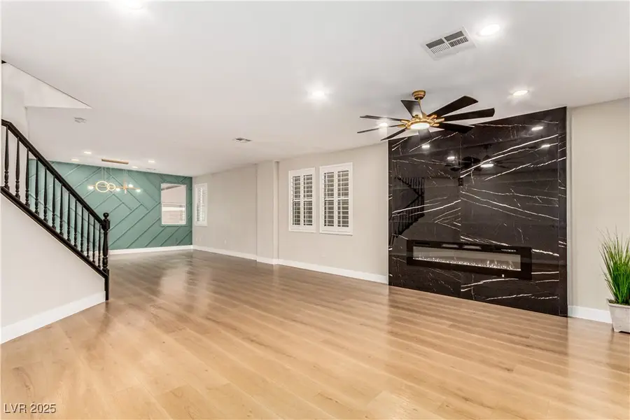 2424 Manchester Bay Avenue, North Las Vegas, NV 89031 - Image #3