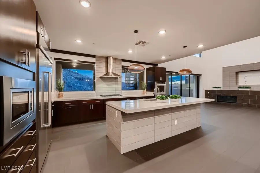 917 Vegas View Drive, Henderson, NV 89052 - Image #3