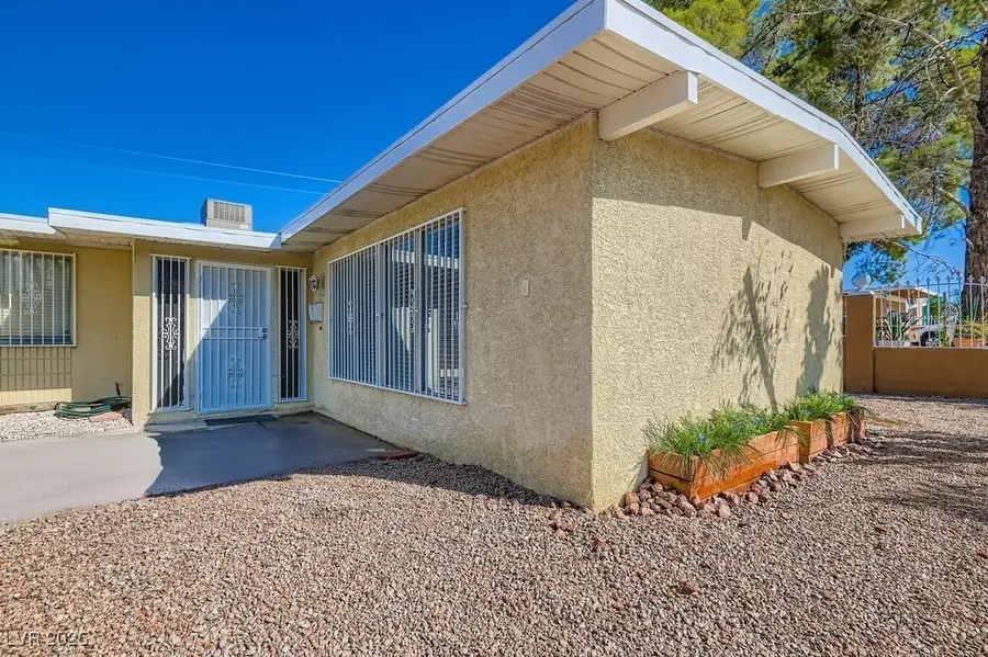 2944 Burnham Avenue, Las Vegas, NV 89169 - Image #3