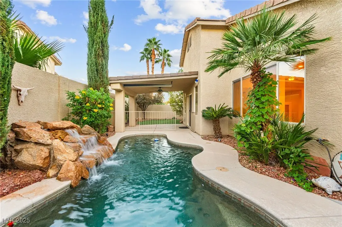 7812 Red Leaf Drive, Las Vegas, NV 89131 - Image #1