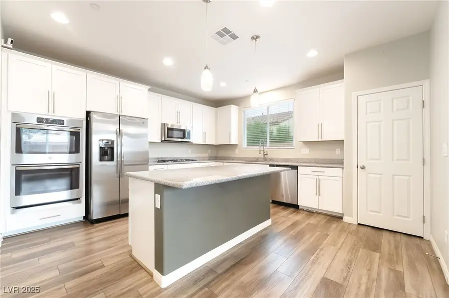 351 Espressivo Street, Henderson, NV 89011 - Image #2
