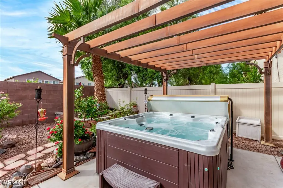 2109 Red Gate Avenue, North Las Vegas, NV 89081 - Image #2