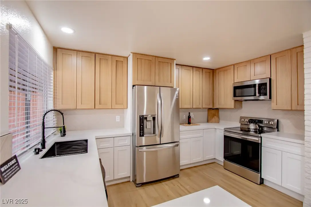 275 Pecos Way, Las Vegas, NV 89121 - Image #1
