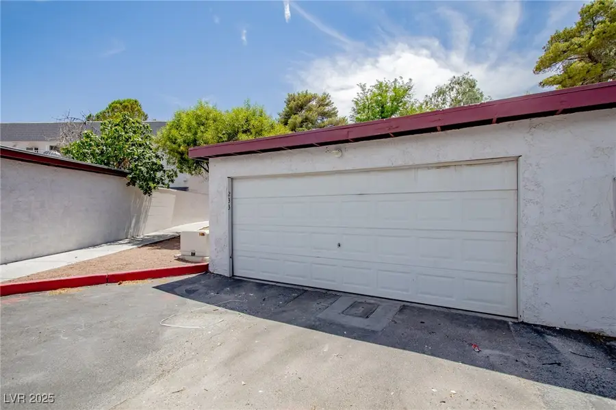275 Pecos Way, Las Vegas, NV 89121 - Image #2
