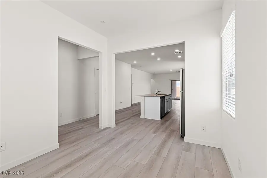 2751 Avril Point Street, Las Vegas, NV 89156 - Image #3