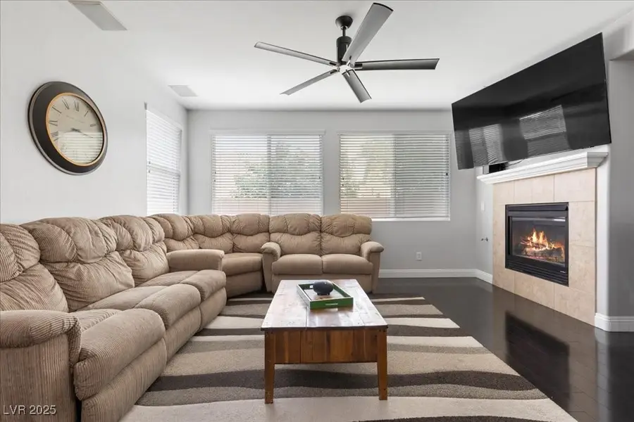 10300 S Dapple Gray Road, Las Vegas, NV 89178 - Image #3