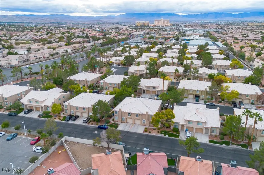 9639 Idle Spurs Drive, Las Vegas, NV 89123 - Image #2