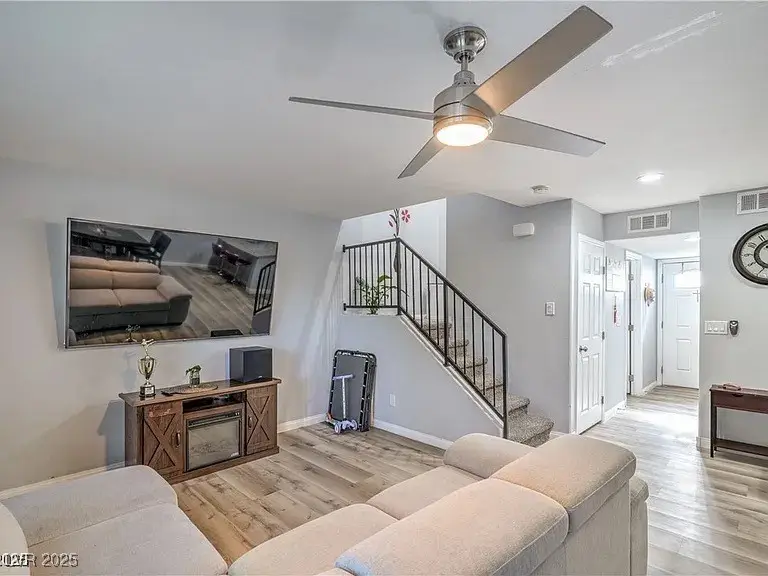 4078 Gold Coast Drive, Las Vegas, NV 89121 - Image #2