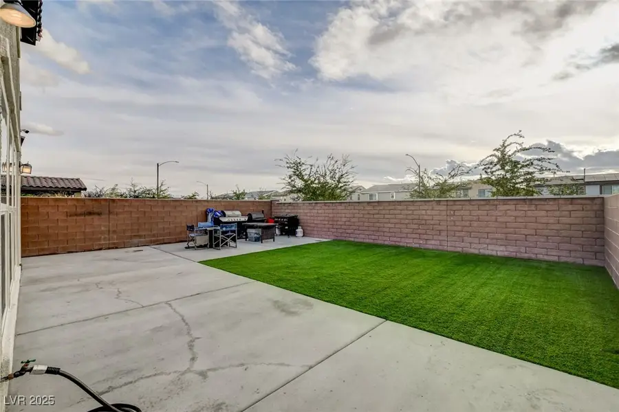 1237 Deep Valley Avenue, North Las Vegas, NV 89084 - Image #3