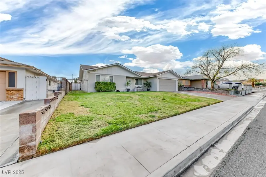 7113 Stormson Drive, Las Vegas, NV 89145 - Image #3