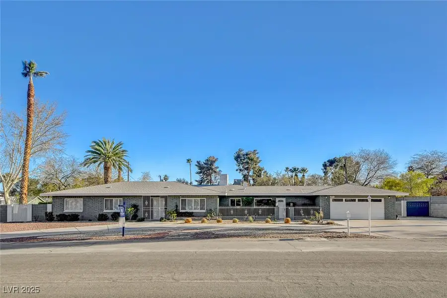 2711 Ashby Avenue, Las Vegas, NV 89102 - Image #2