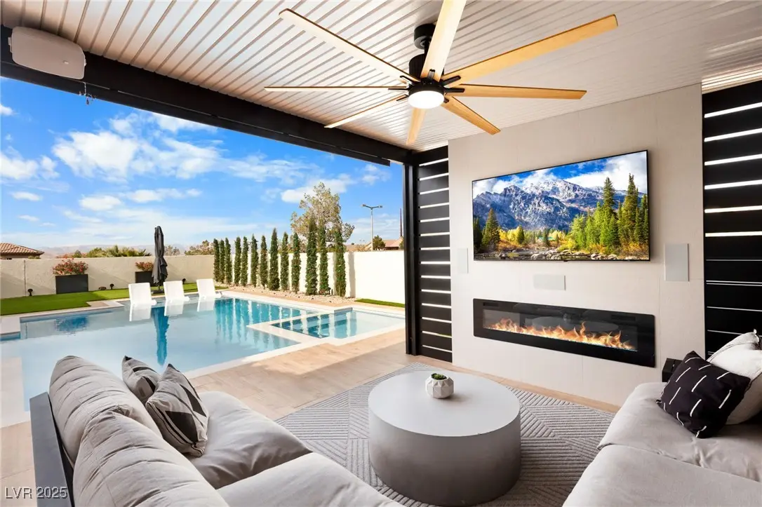 2460 Chateau Napoleon Drive, Henderson, NV 89044 - Image #1