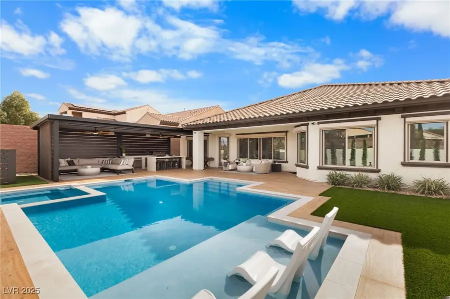 2460 Chateau Napoleon Drive, Henderson, NV 89044 - Image #2