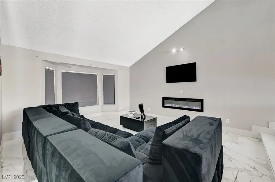 6352 Peppermill Drive, Las Vegas, NV 89146 - Image #3