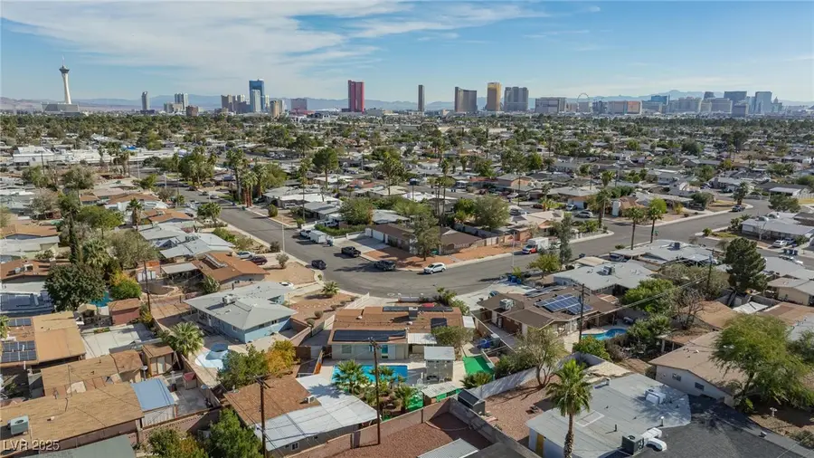 4308 El Cederal Avenue, Las Vegas, NV 89102 - Image #2